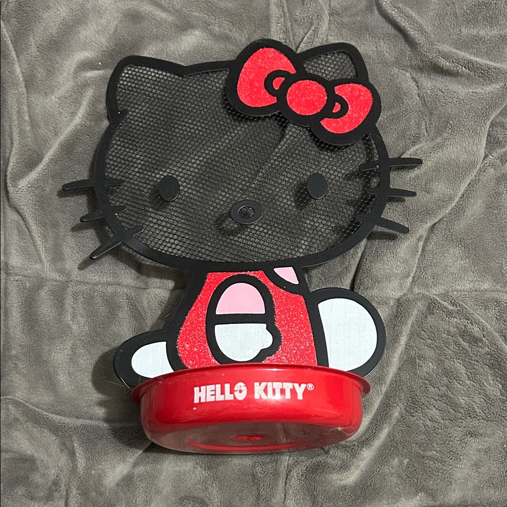 Hello Kitty Black and Red Mesh Holder